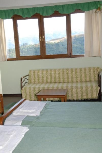 Natasa Rooms Filippaioi Habitación foto